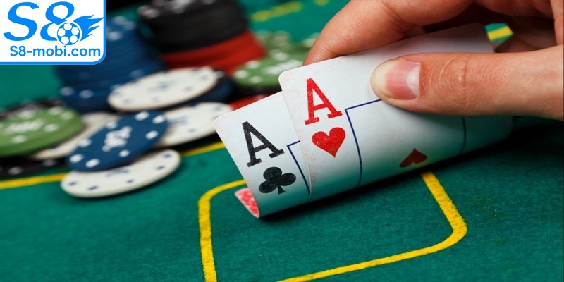 Vòng cược Flop yêu cầu hành động để tối ưu khả năng thắng